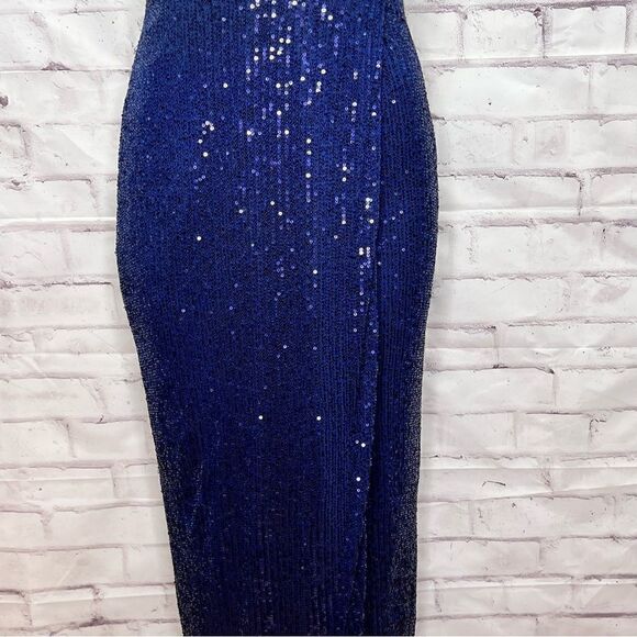 LA FEMME 30326 blue sequin gown size 6 - Picture 7 of 11